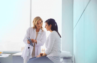 ١٠ طرق للوقاية من مشاكل الكلى Examination-physical-screening1 
